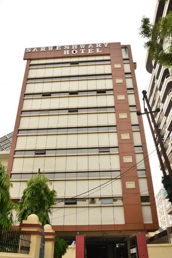 Hotel Sarweshwary Varanasi Bagian luar foto
